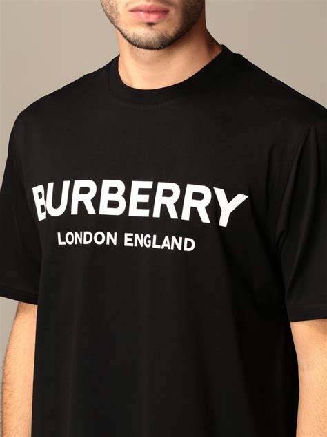 burberry tishirt|burberry t shirt men price.